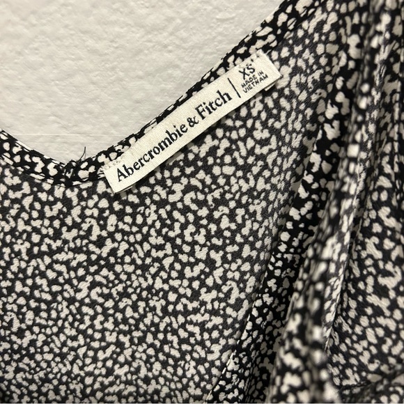 Abercrombie Tank! - Picture 3 of 3